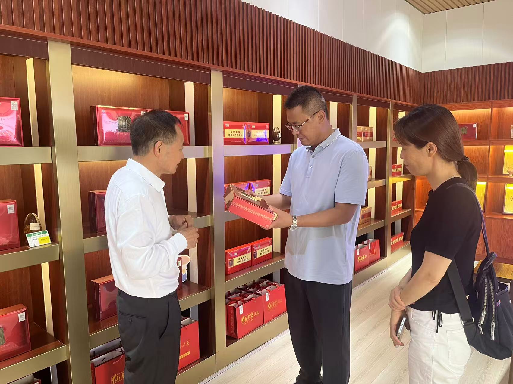 杭州亞運(yùn)會(huì)官方靈芝產(chǎn)品供應(yīng)商|杭州亞運(yùn)會(huì)官方供應(yīng)商|中國(guó)靈芝十大品牌|仙客來靈芝|仙客來靈芝破壁孢子粉|仙客來孢子油|仙客來靈芝飲片|仙客來破壁孢子粉|靈芝孢子油|孢子粉|靈芝破壁孢子粉|靈芝|中華老字號(hào)