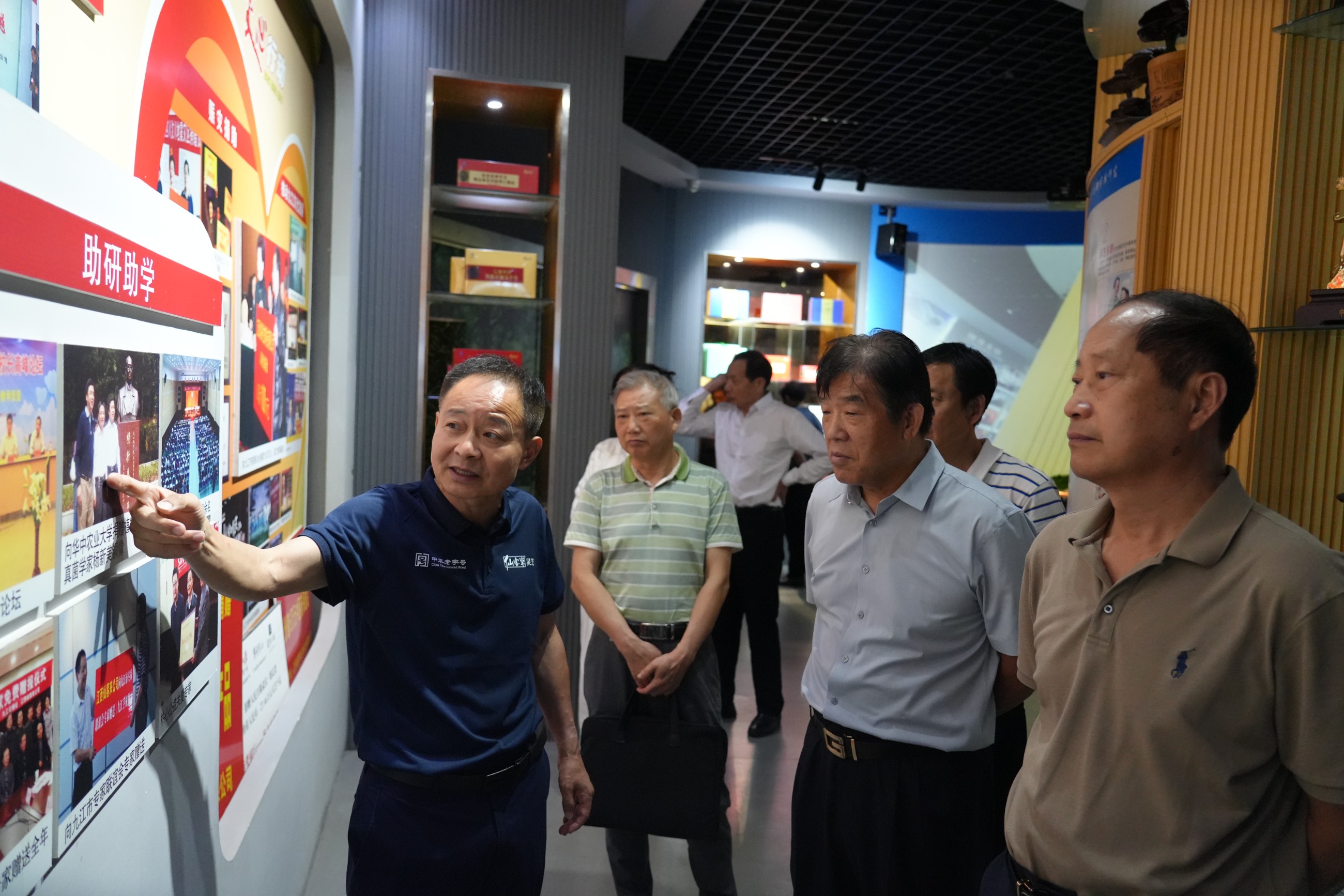 杭州亞運會官方靈芝產品供應商|杭州亞運會官方供應商|中國靈芝十大品牌|仙客來靈芝|仙客來靈芝破壁孢子粉|仙客來孢子油|仙客來靈芝飲片|仙客來破壁孢子粉|靈芝孢子油|孢子粉|靈芝破壁孢子粉|靈芝|中華老字號