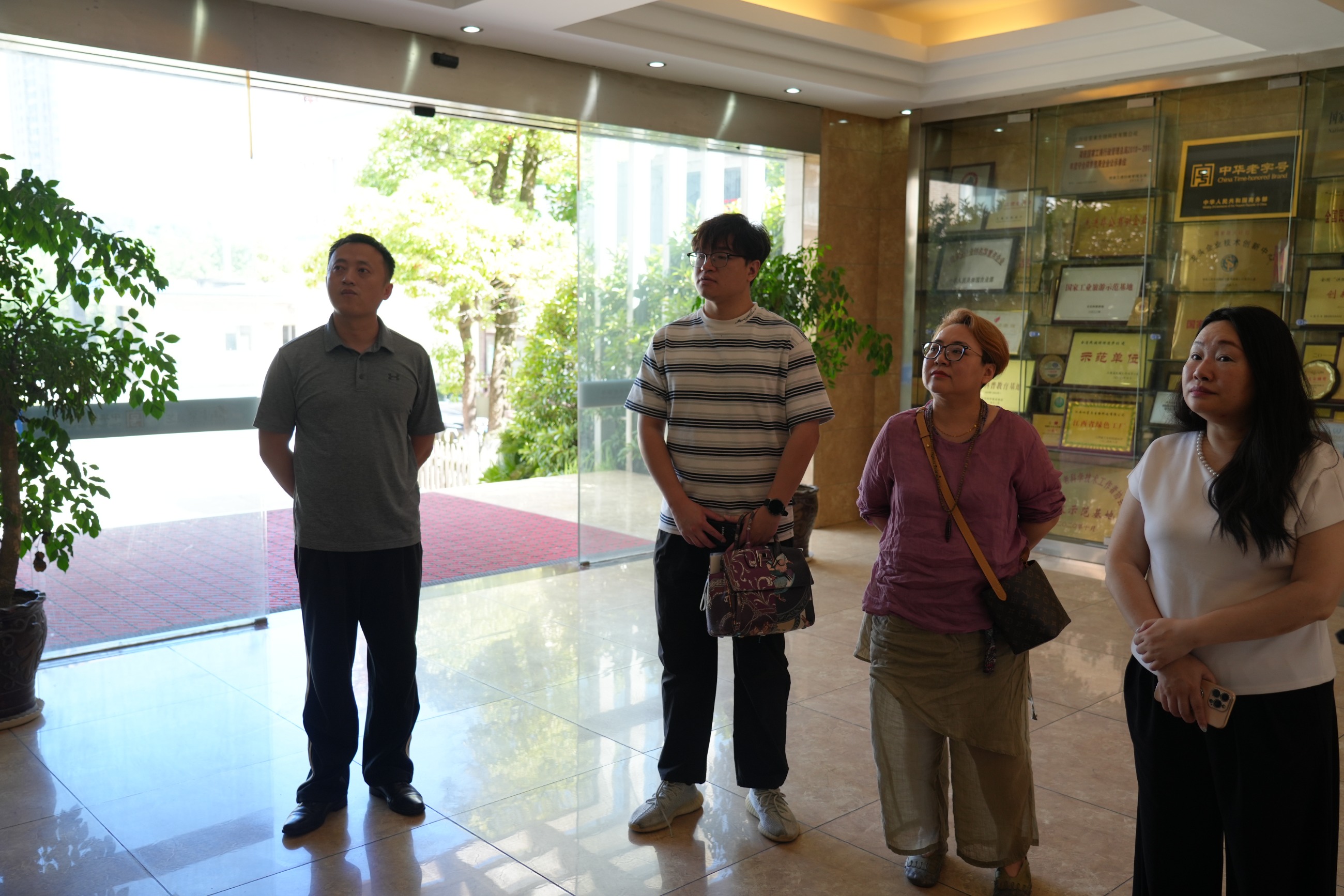 杭州亞運會官方靈芝產(chǎn)品供應(yīng)商|杭州亞運會官方供應(yīng)商|中國靈芝十大品牌|仙客來靈芝|仙客來靈芝破壁孢子粉|仙客來孢子油|仙客來靈芝飲片|仙客來破壁孢子粉|靈芝孢子油|孢子粉|靈芝破壁孢子粉|靈芝|中華老字號