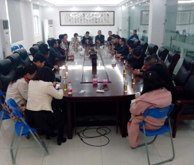 潯陽(yáng)區(qū)工商聯(lián)組織企業(yè)家考察仙客來(lái)公司