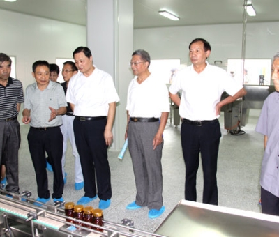 江西省老科協(xié)領(lǐng)導(dǎo)、老專家蒞臨仙客來公司考察老科協(xié)科技（培訓(xùn)）示范基地工作