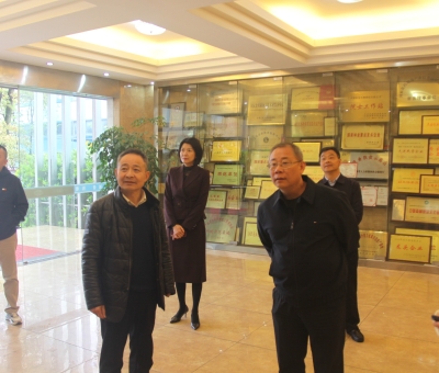 國家稅務總局九江市稅務局黨委副書記、副局長孫暉等領導蒞臨仙客來公司調研