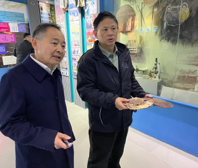 市委常委、九江軍分區(qū)政委余文生等蒞臨仙客來公司指導(dǎo)